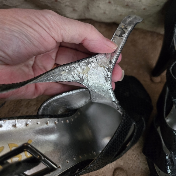 BCBG black faux snake skin heel stiletto sz6 - Picture 6 of 9